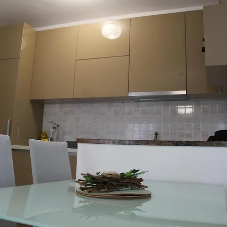 Lägenhet Apartment Zarko