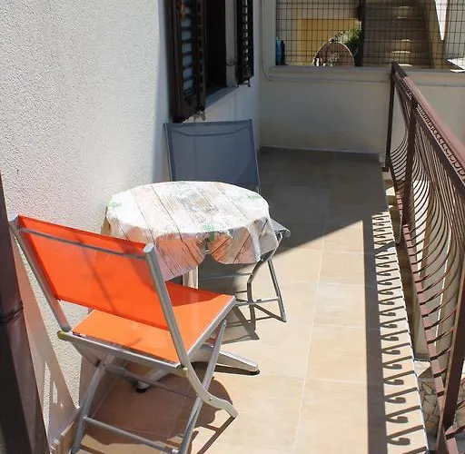 아파트 Zarko 브르사르