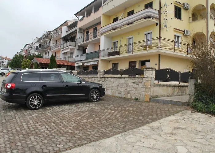 아파트 Zarko 브르사르